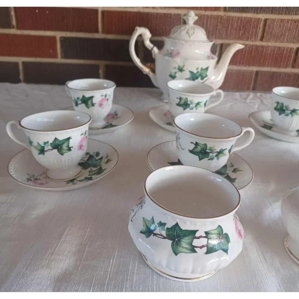 Crown Staffordshire gorgeous vintage